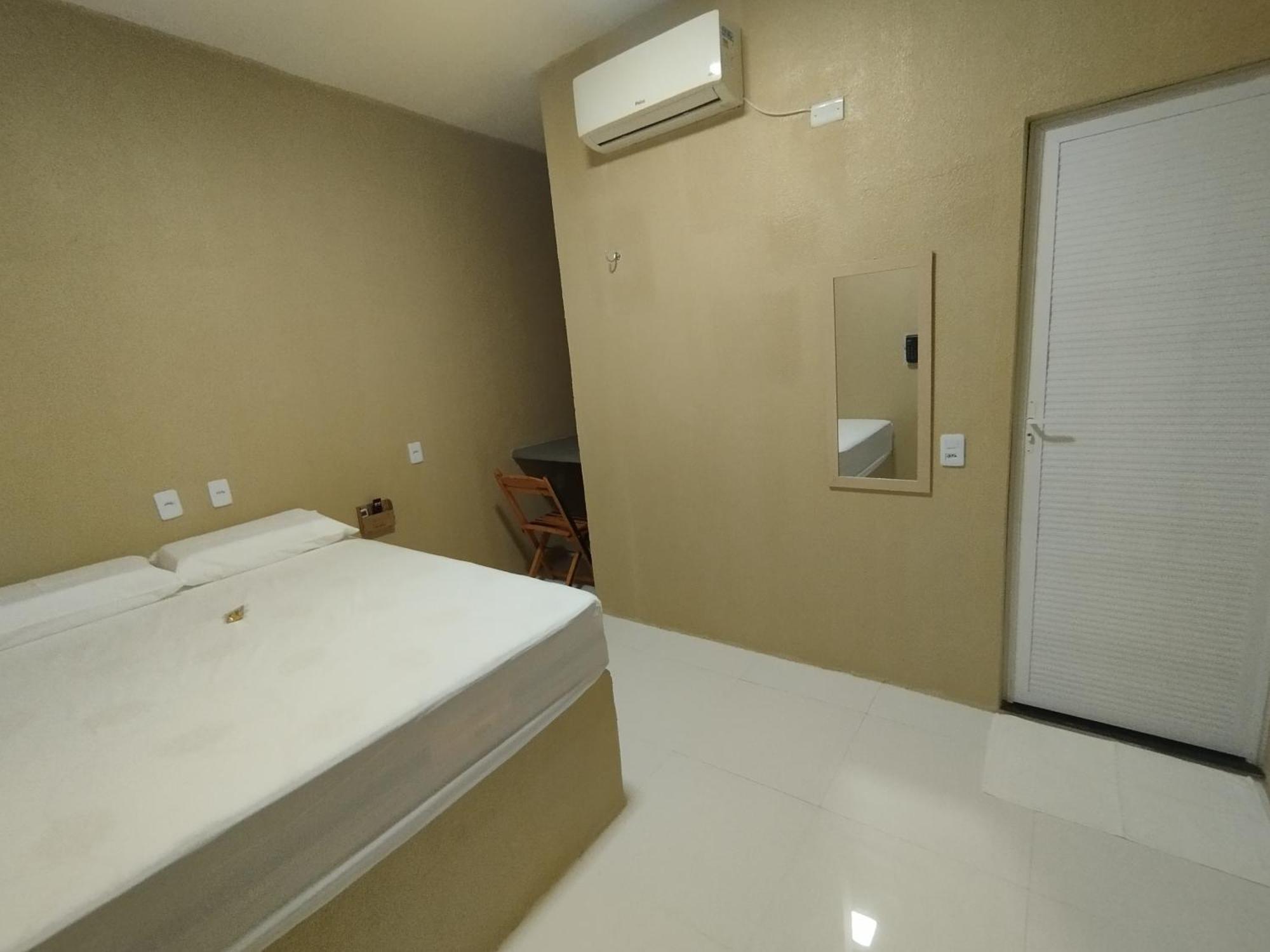 Karajas Hotel Quixeramobim Luaran gambar